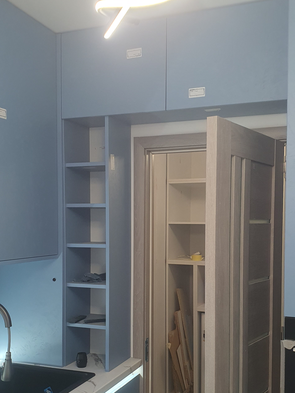 Bucatarii pana in tavan pe comanda in bucuresti