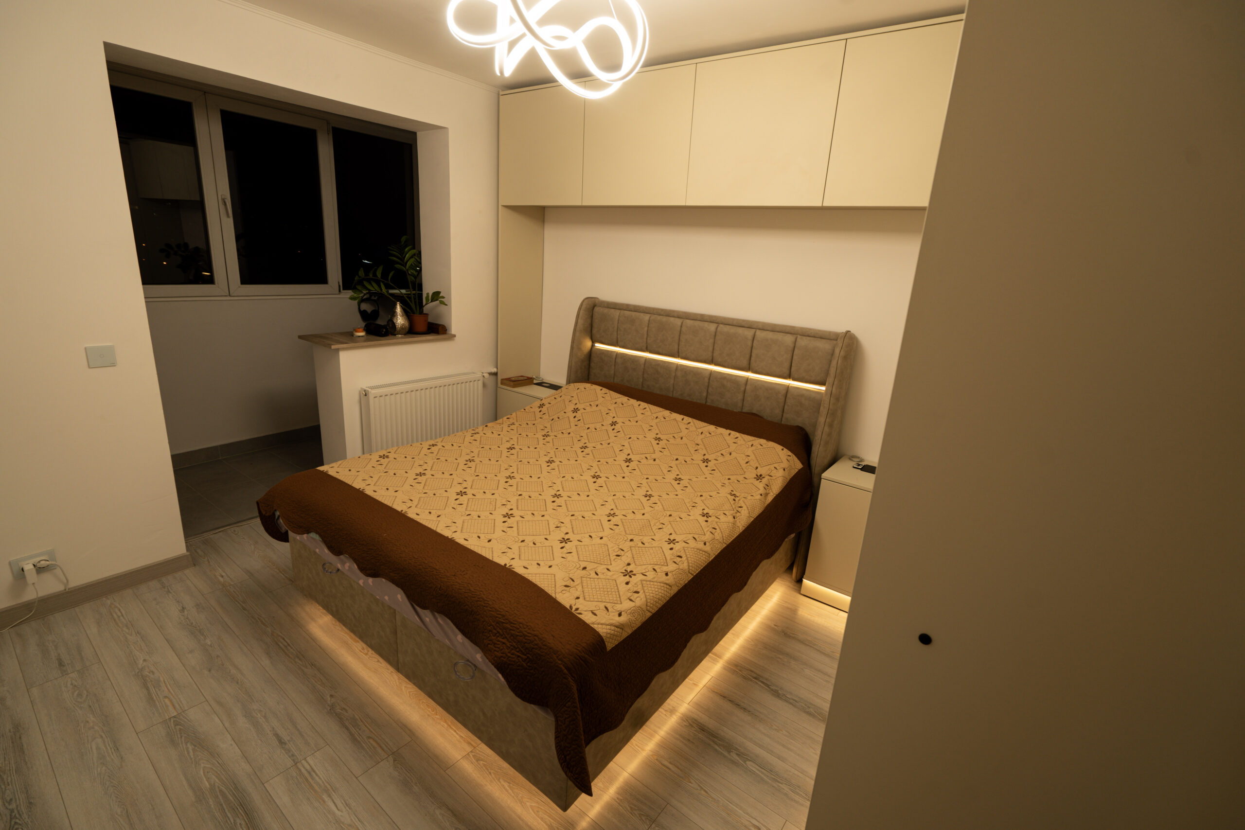 Dressing cu corpuri suspendate si pat incorporat in bucuresti