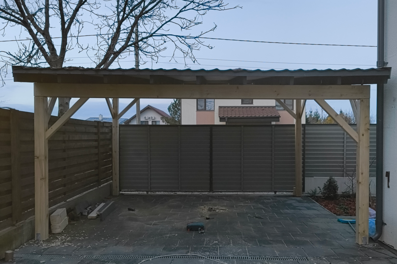 Reparație acoperiș pe structură din lemn în București